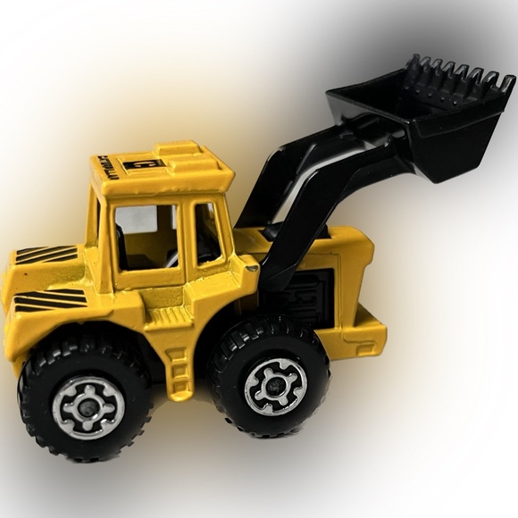 🎈2/$30 - Vtg MATCHBOX Superfast No. 29 “Caterpillar” TRACTOR SHOVEL. ©️1976. - Picture 1 of 8